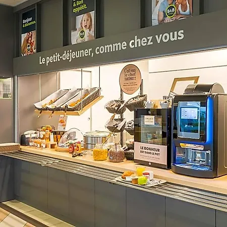 Troyes Magasins D'usine 3*
