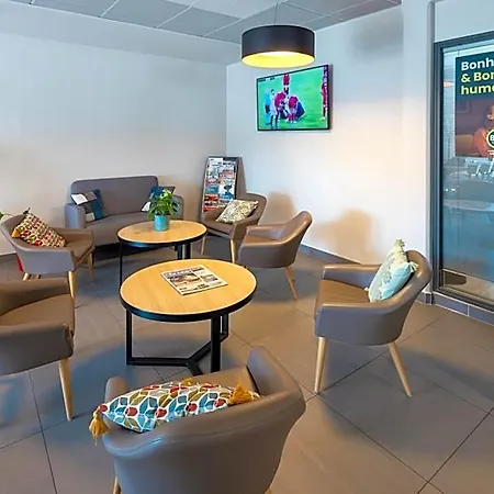 Troyes Magasins D'usine Hotel 3*